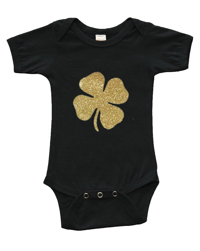 Infant Short Sleeve Onesie w/Golden Clover