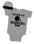 PandoraTees Short Sleeve Bodysuit and Cap, Fan