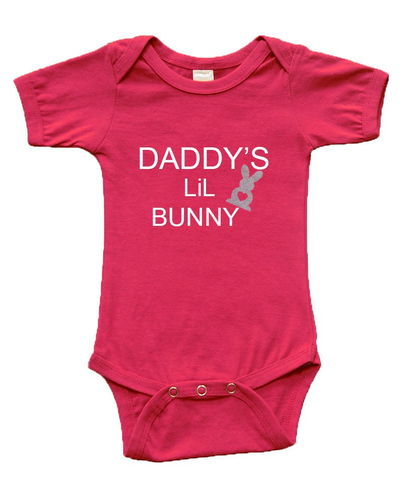 PandoraTees Infant Short Sleeve Onesie - Daddy's Lil Bunny